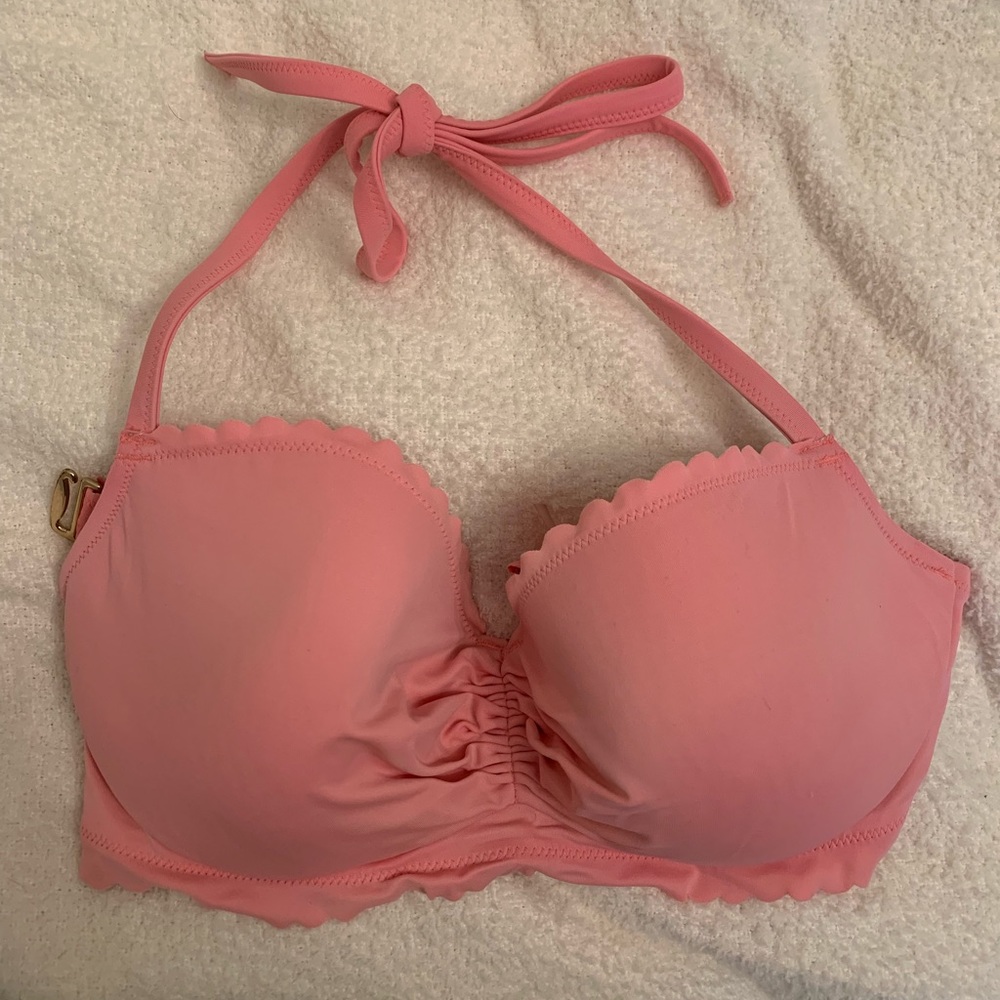 Size 34D VS swim top